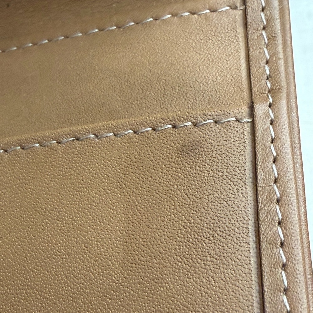 Dior compact wallet with COA - Picture 10 of 10
